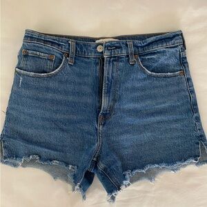 Abercrombie & Fitch 4” High Rise Mom Shorts Size 29
